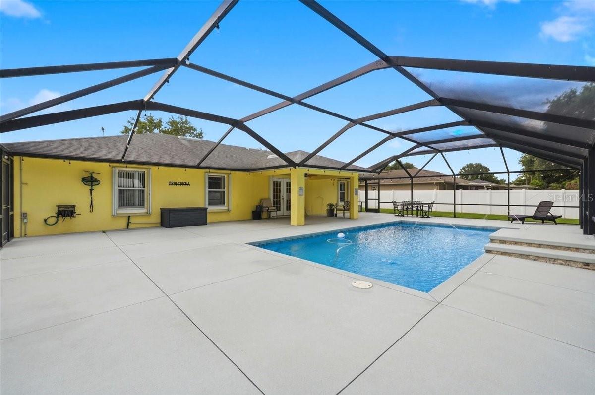 CLUBHOUSE LAKE ESTATES - Residential