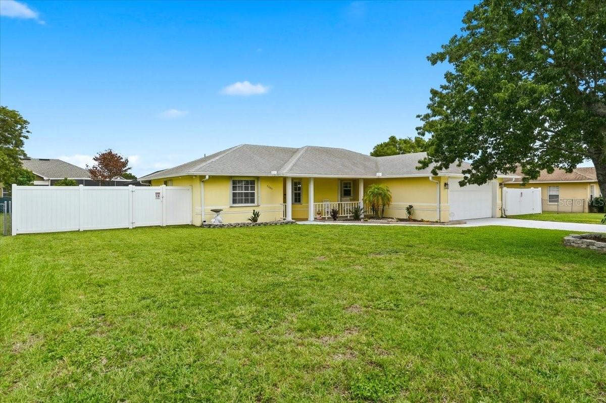 CLUBHOUSE LAKE ESTATES - Residential