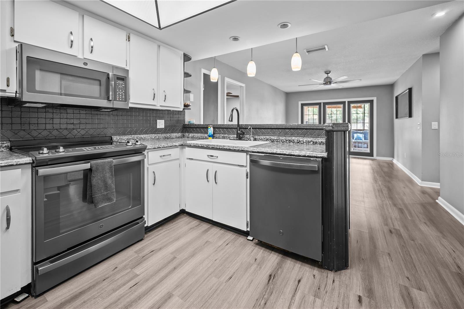 GREENEWOOD UNIT 2 - Residential
