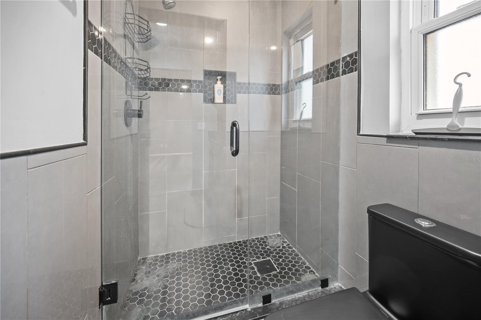 GREENEWOOD UNIT 2 - Residential