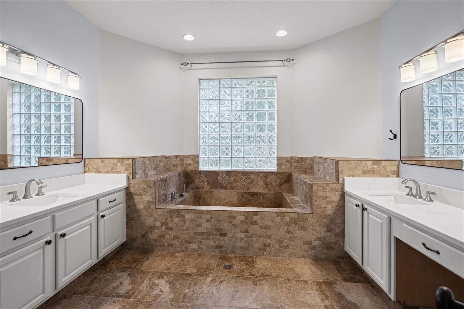 HUNTERS GREEN PRCL 19 PH - Residential