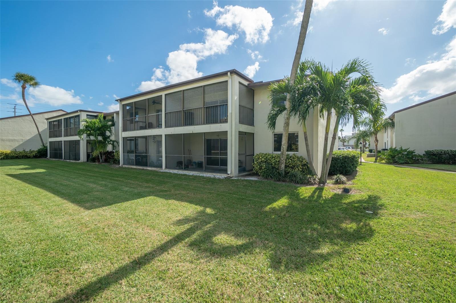 BANANA RIVER ESTATES - Residential