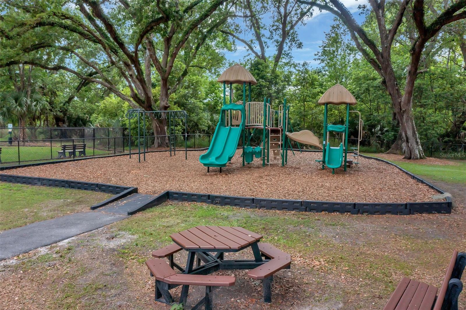 BELLA COLLINA WEST SUB - Residential