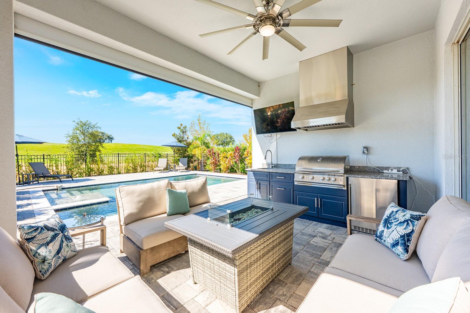 BELLA COLLINA WEST SUB - Residential
