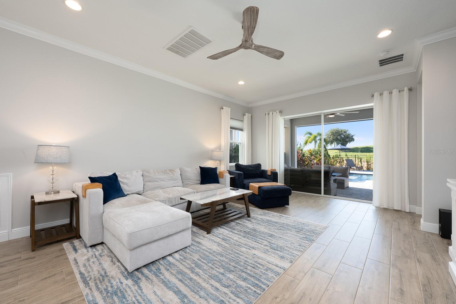 BELLA COLLINA WEST SUB - Residential