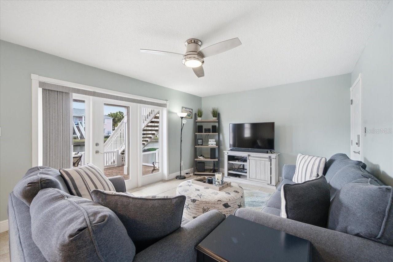 WATERSIDE AT COQUINA KEY SOUTH - Residential