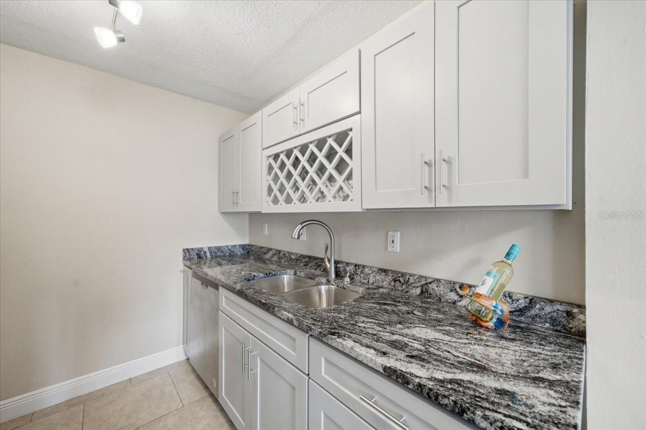 WATERSIDE AT COQUINA KEY SOUTH - Residential