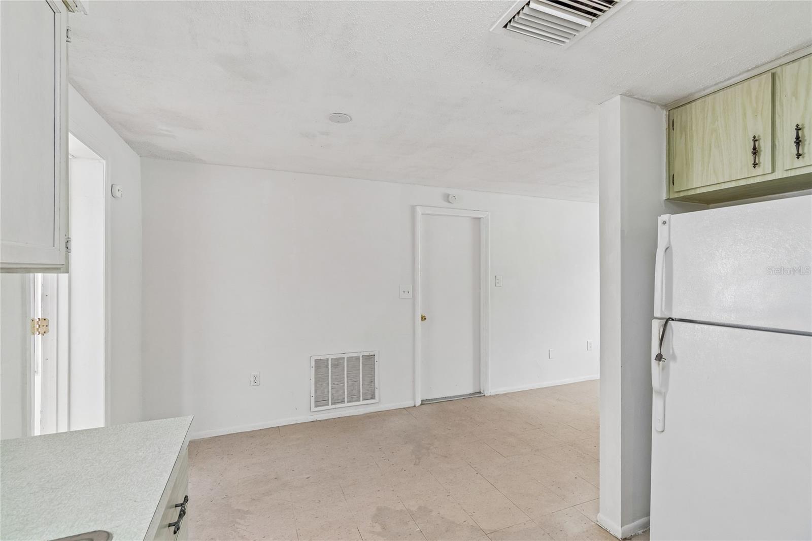 HILLANDALE - Residential