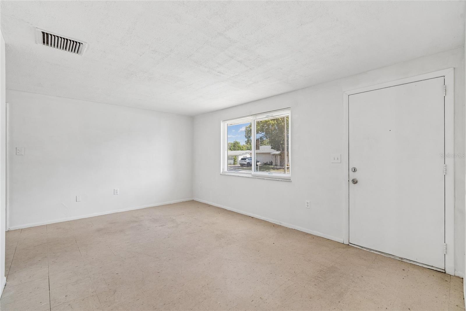 HILLANDALE - Residential