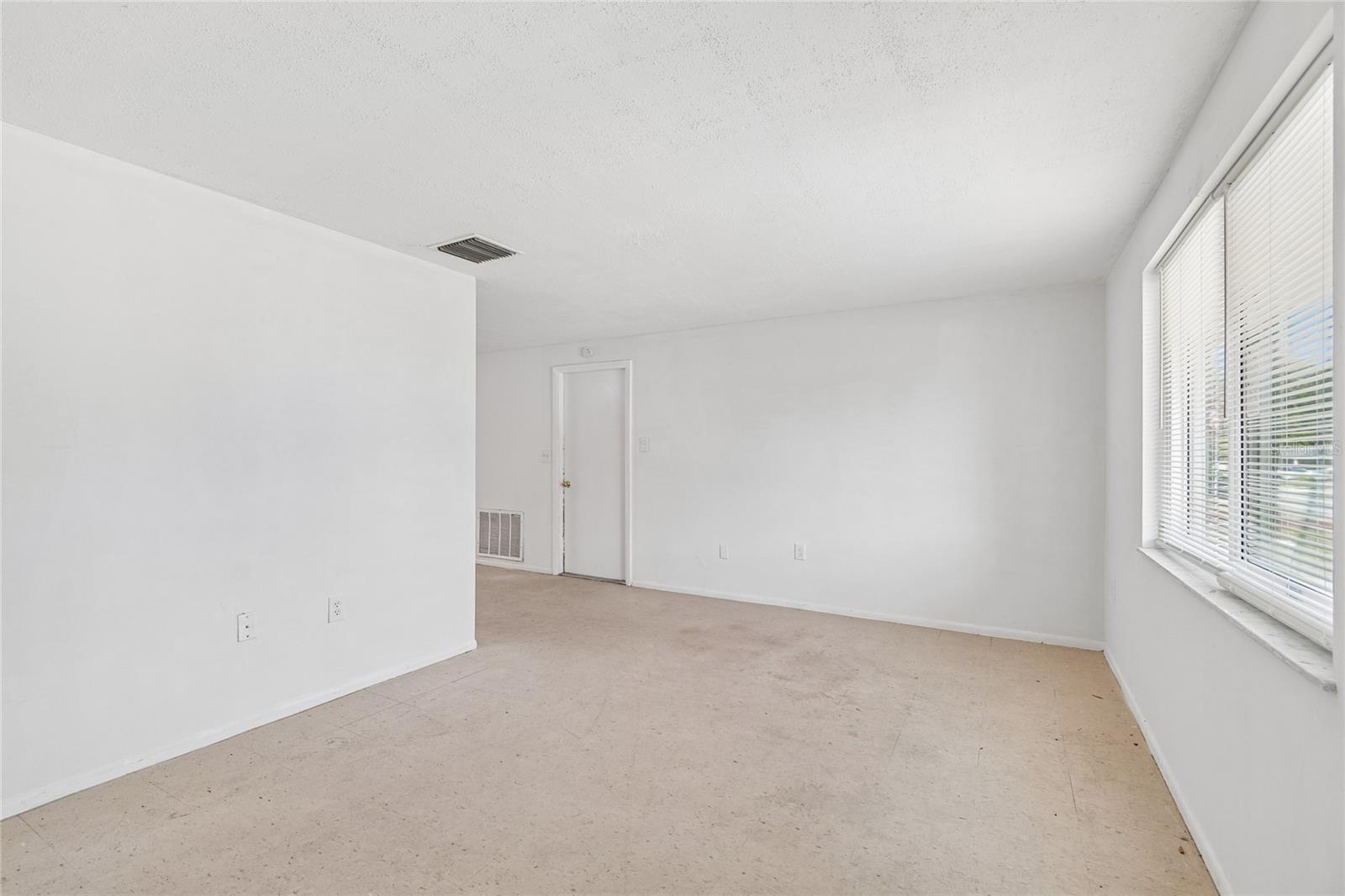 HILLANDALE - Residential