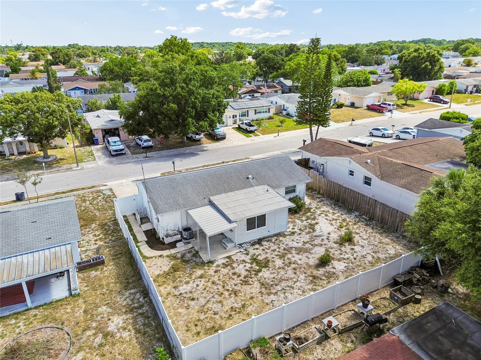 HILLANDALE - Residential