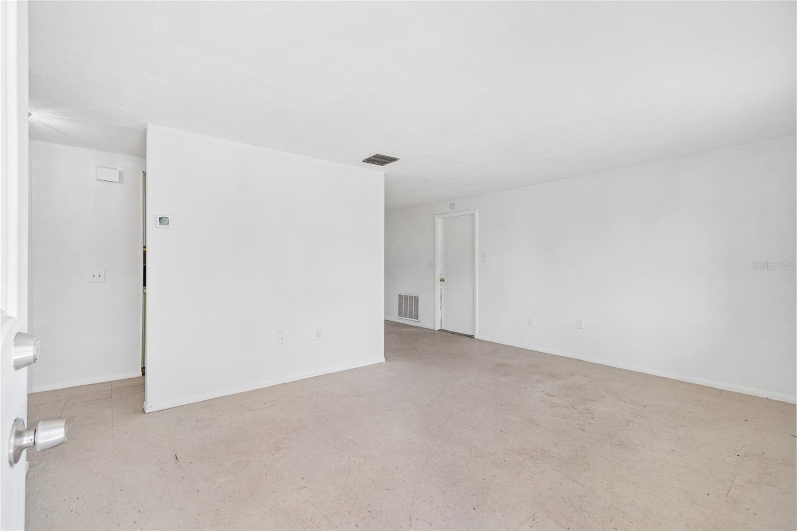 HILLANDALE - Residential