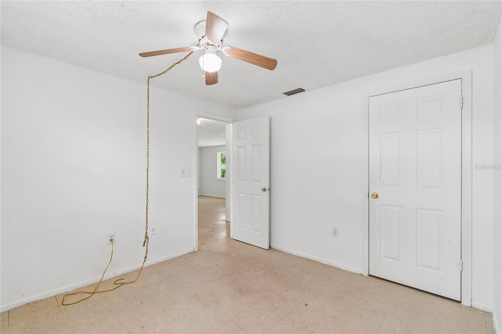 HILLANDALE - Residential