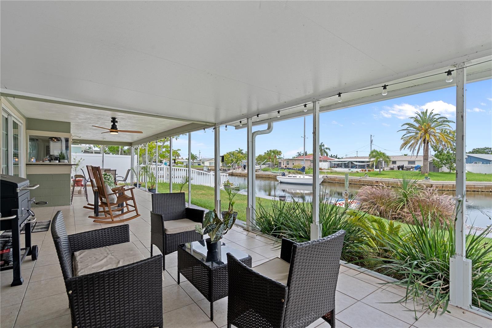 FLOR A MAR - Residential