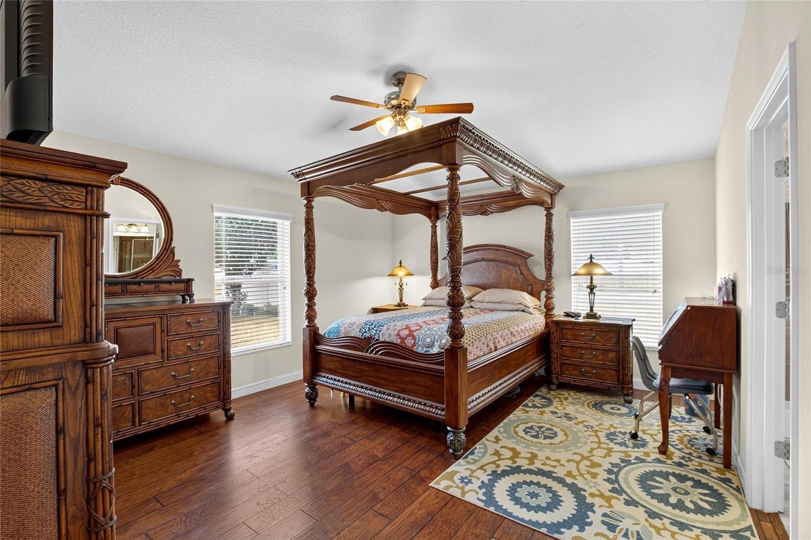 WILSON MANOR - Residential