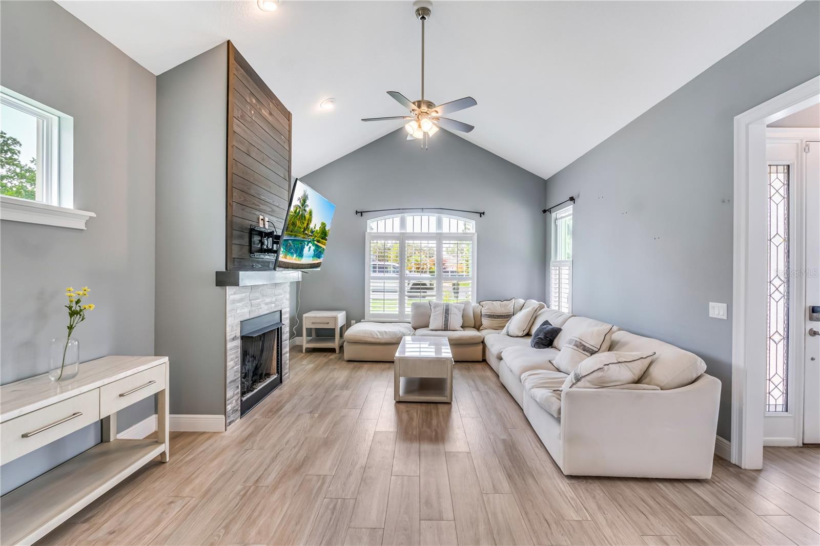 LAKE DIAMOND GOLF & COUNTRY CLUB PH 6A - Residential