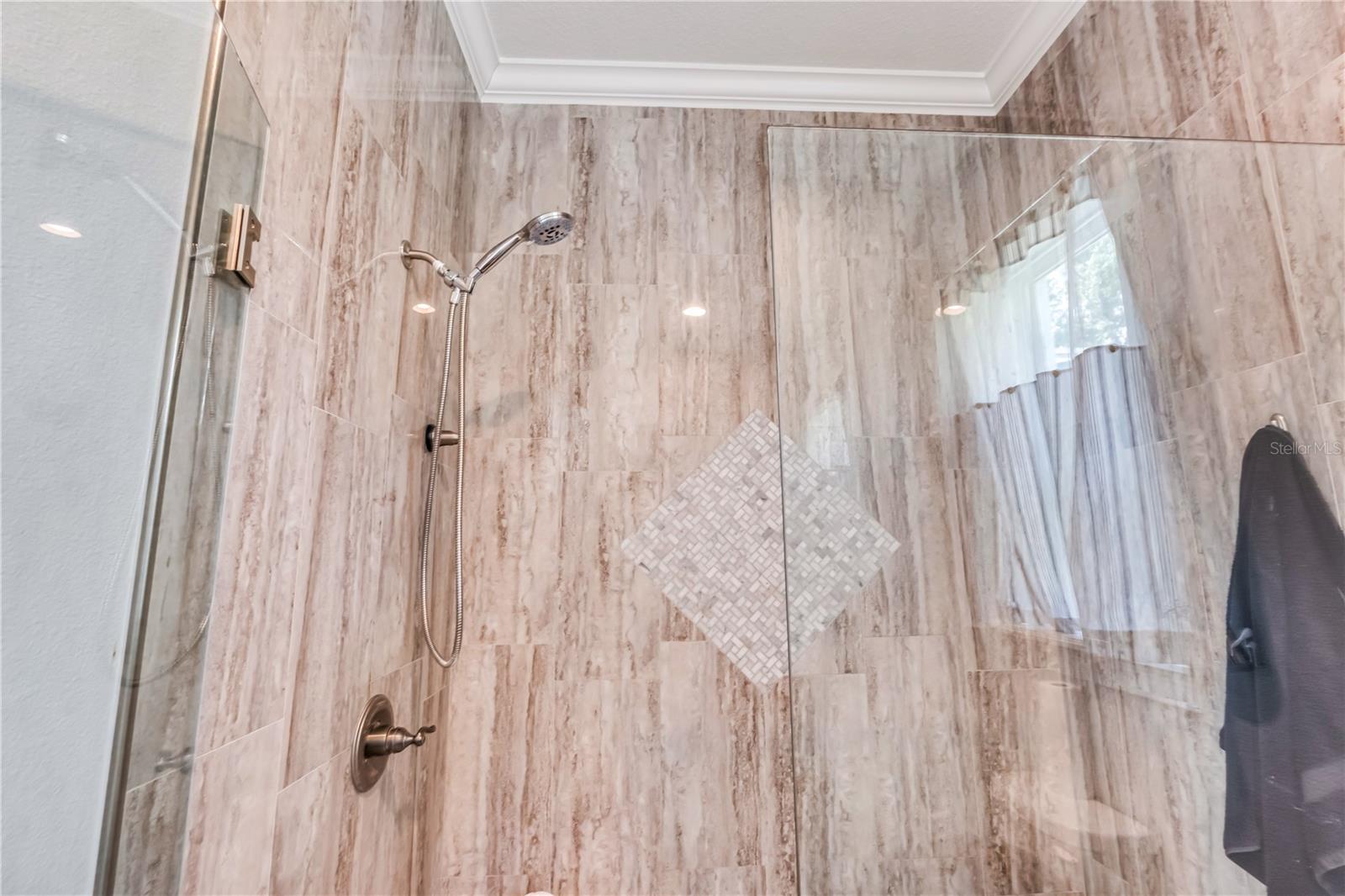 LAKE DIAMOND GOLF & COUNTRY CLUB PH 6A - Residential