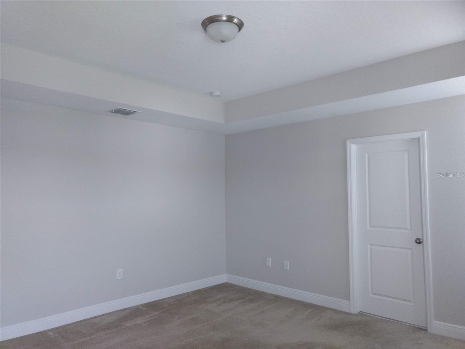 LAKE PRESERVE-PH 1 - Residential Lease