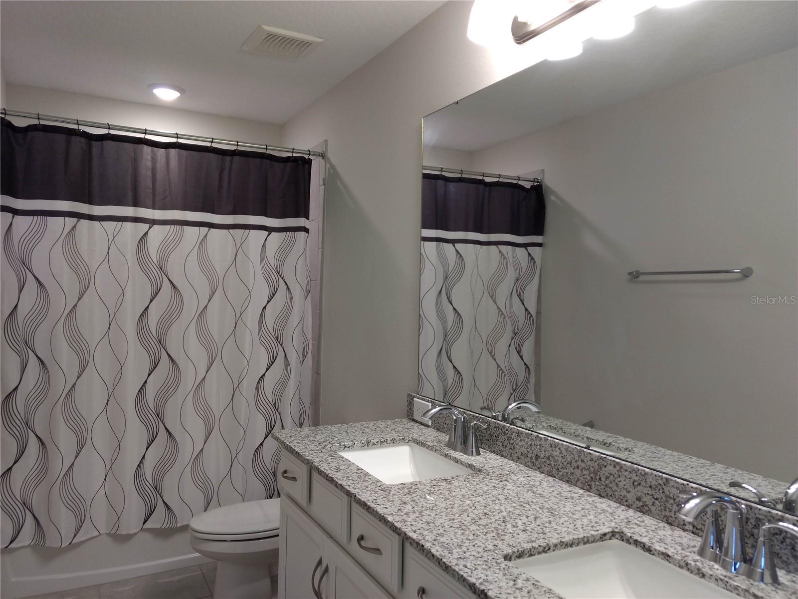 LAKE PRESERVE-PH 1 - Residential Lease
