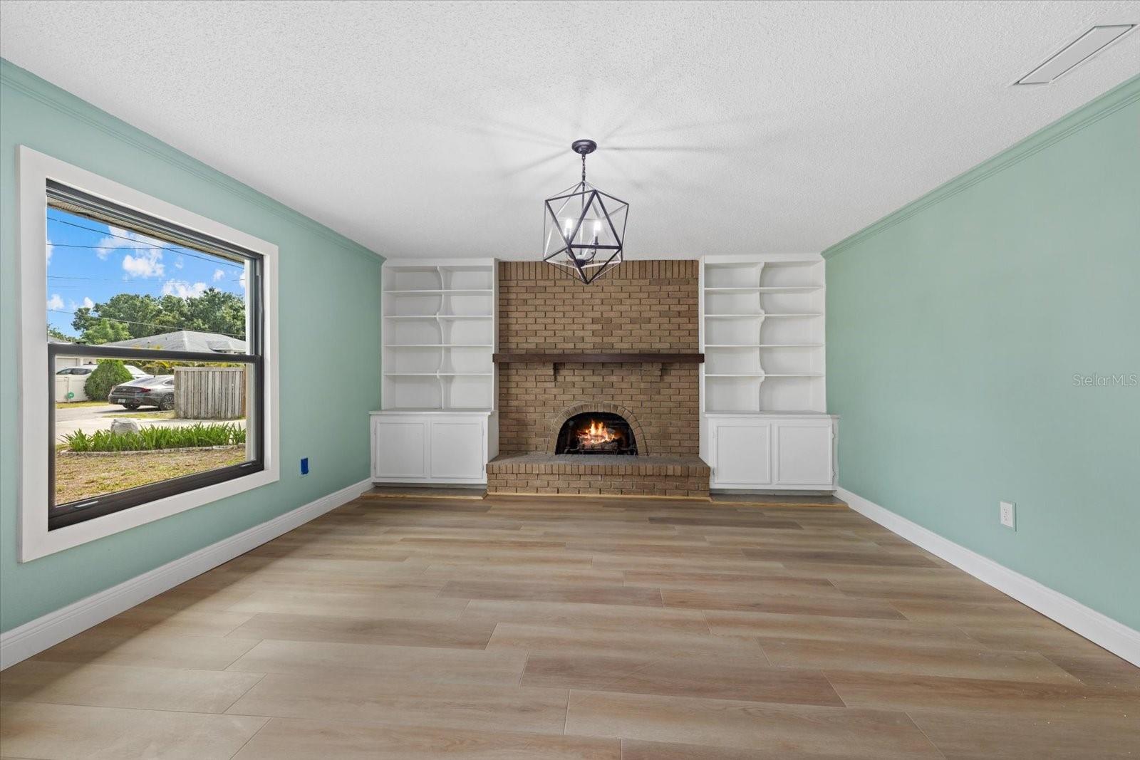 SARASOTA VENICE CO 09 37 18 - Residential