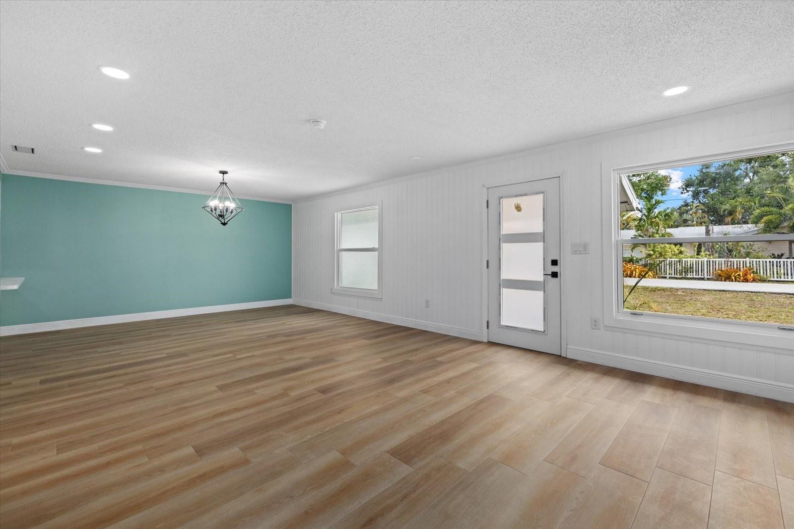 SARASOTA VENICE CO 09 37 18 - Residential
