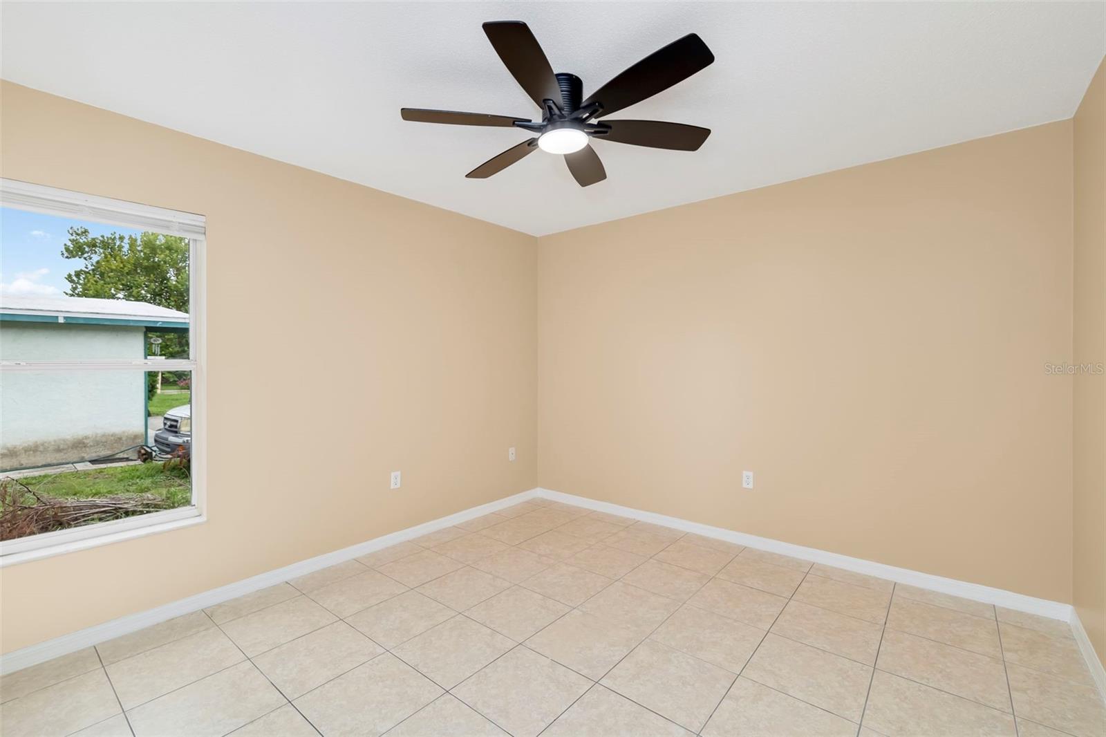 DE SOTO LAKES - Residential
