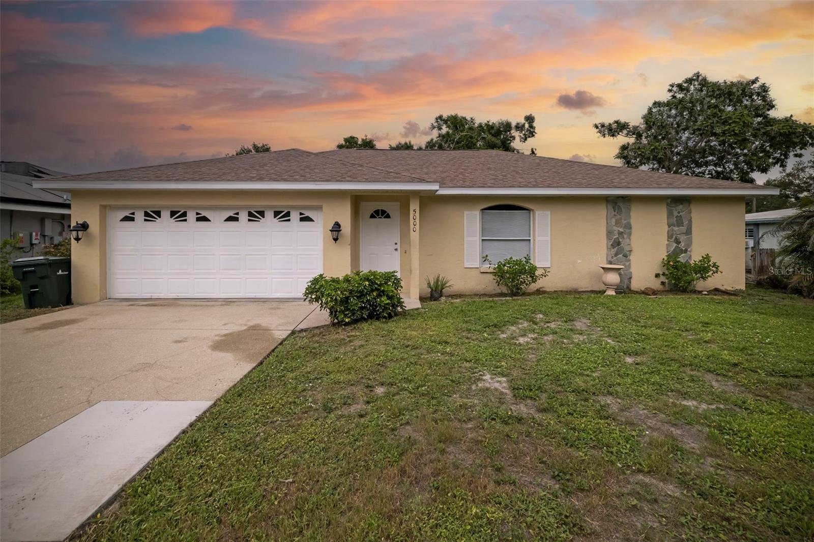 DE SOTO LAKES - Residential