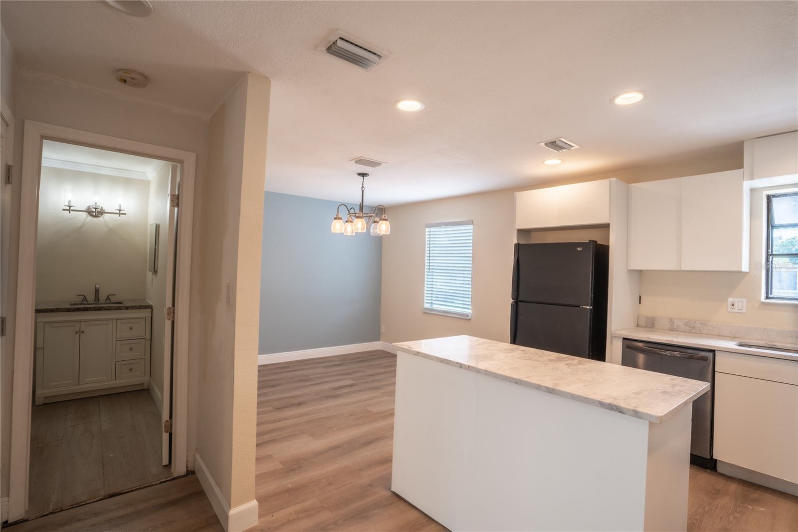 SWEETWATER TWNHM CONDO PH3 - Residential