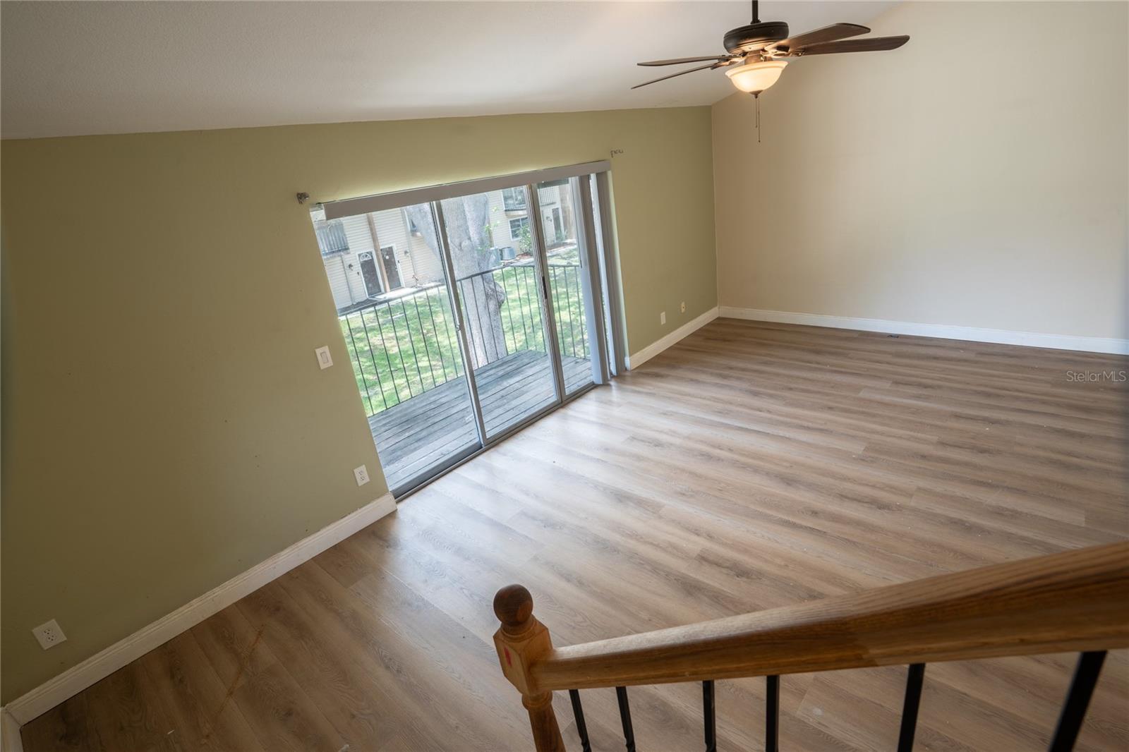 SWEETWATER TWNHM CONDO PH3 - Residential
