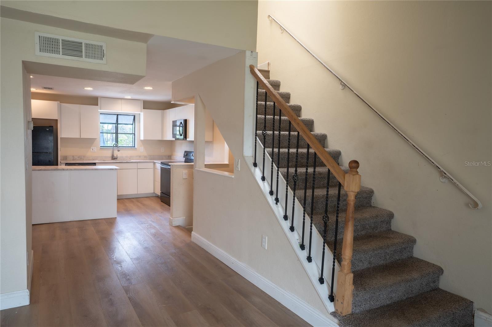 SWEETWATER TWNHM CONDO PH3 - Residential