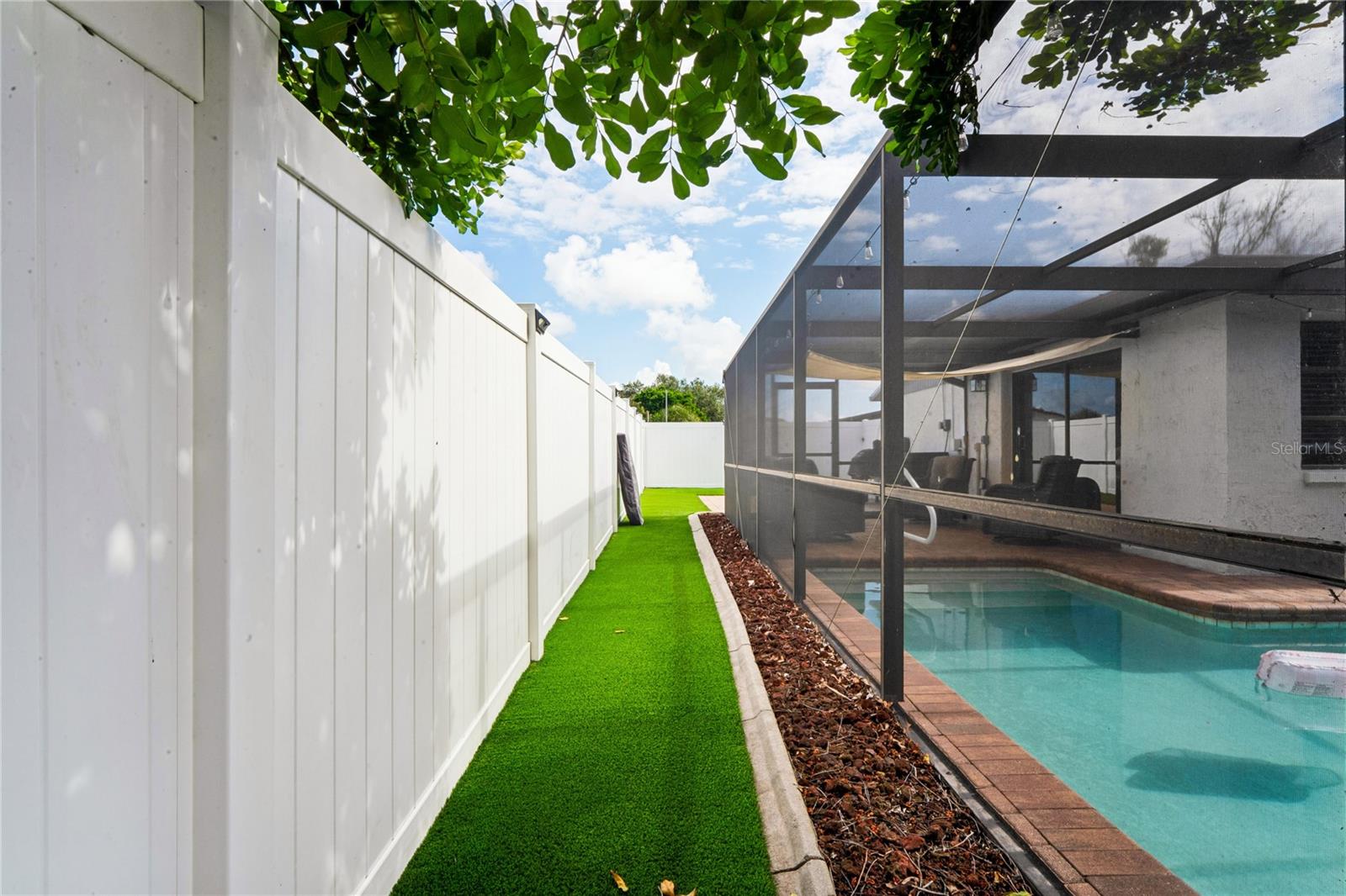 REGENCY PARK - Residential