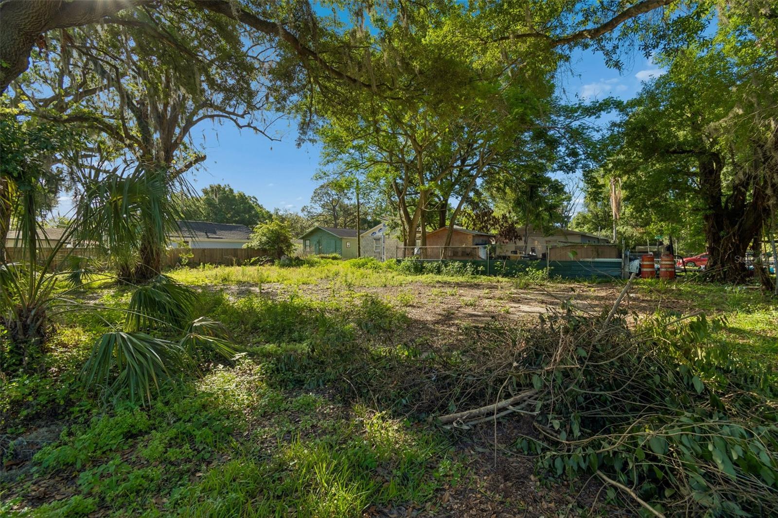 LINCOLN PARK HEIGHTS - Land