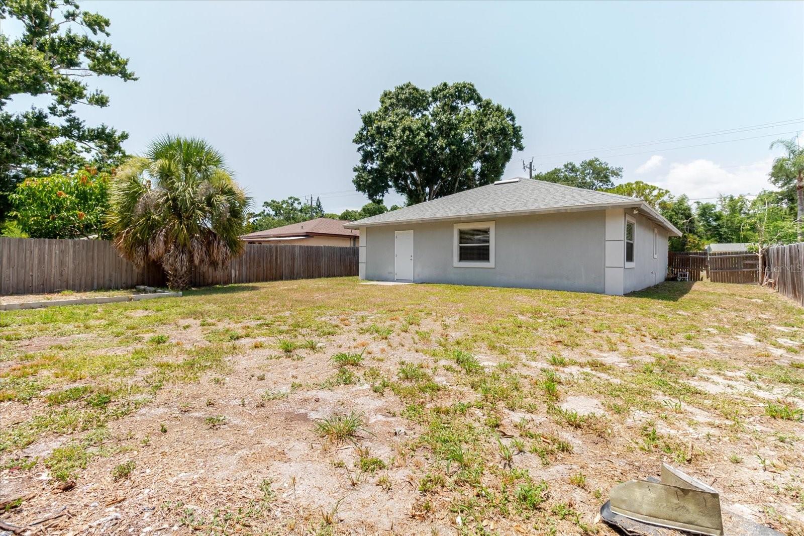 BAYOU OAKS - Residential