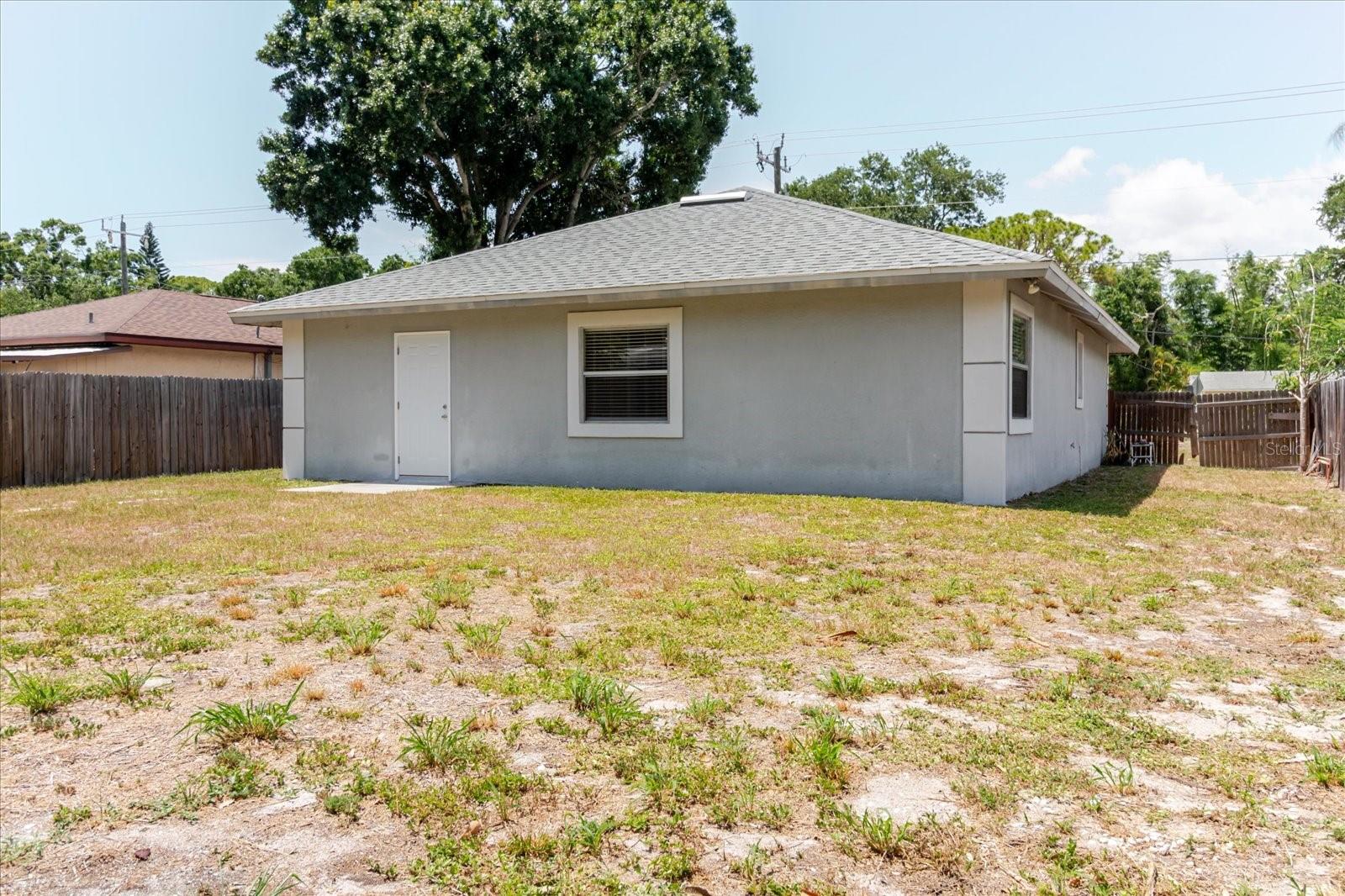 BAYOU OAKS - Residential