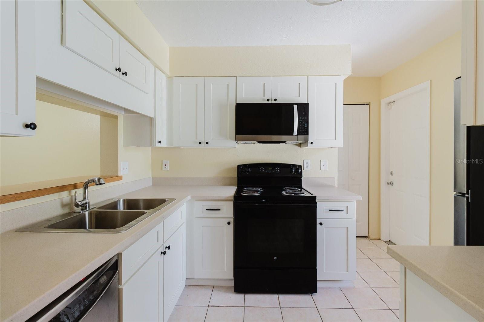 BAYOU OAKS - Residential