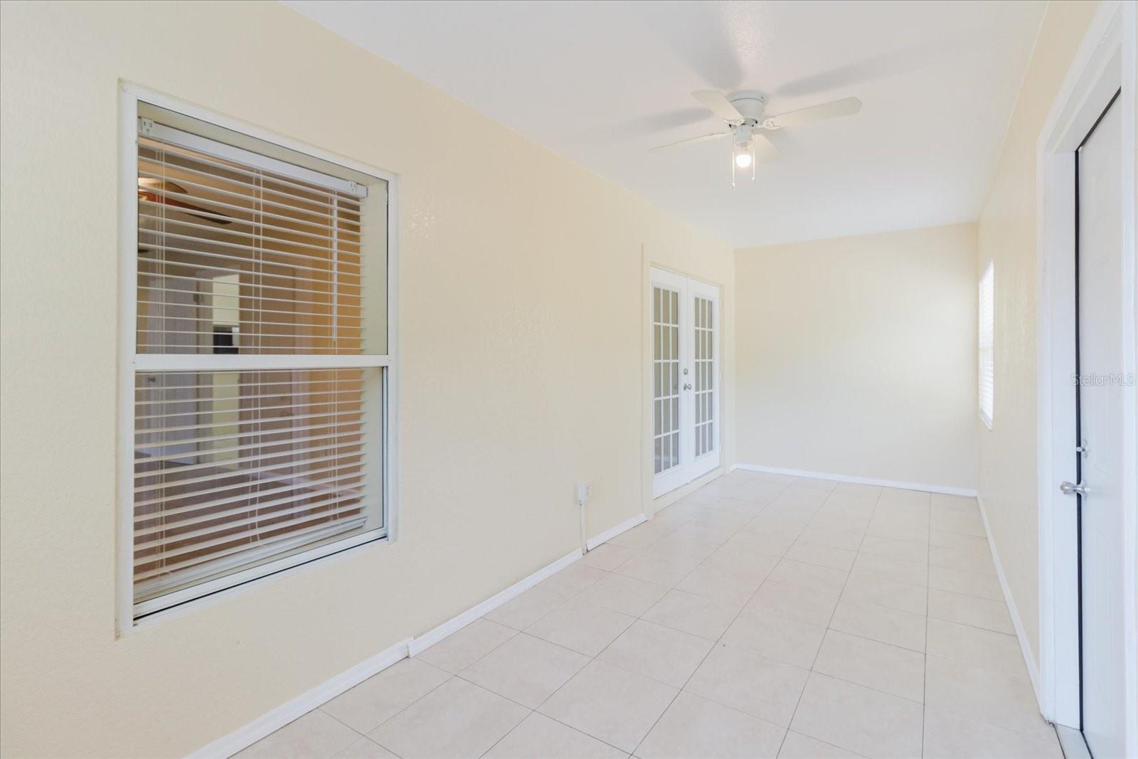 BAYOU OAKS - Residential