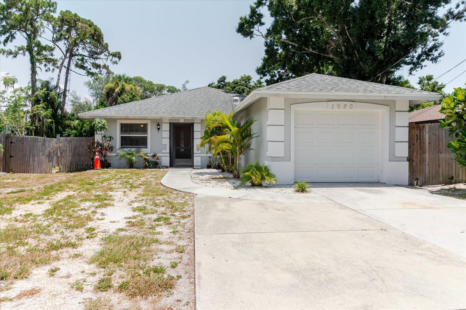 BAYOU OAKS - Residential