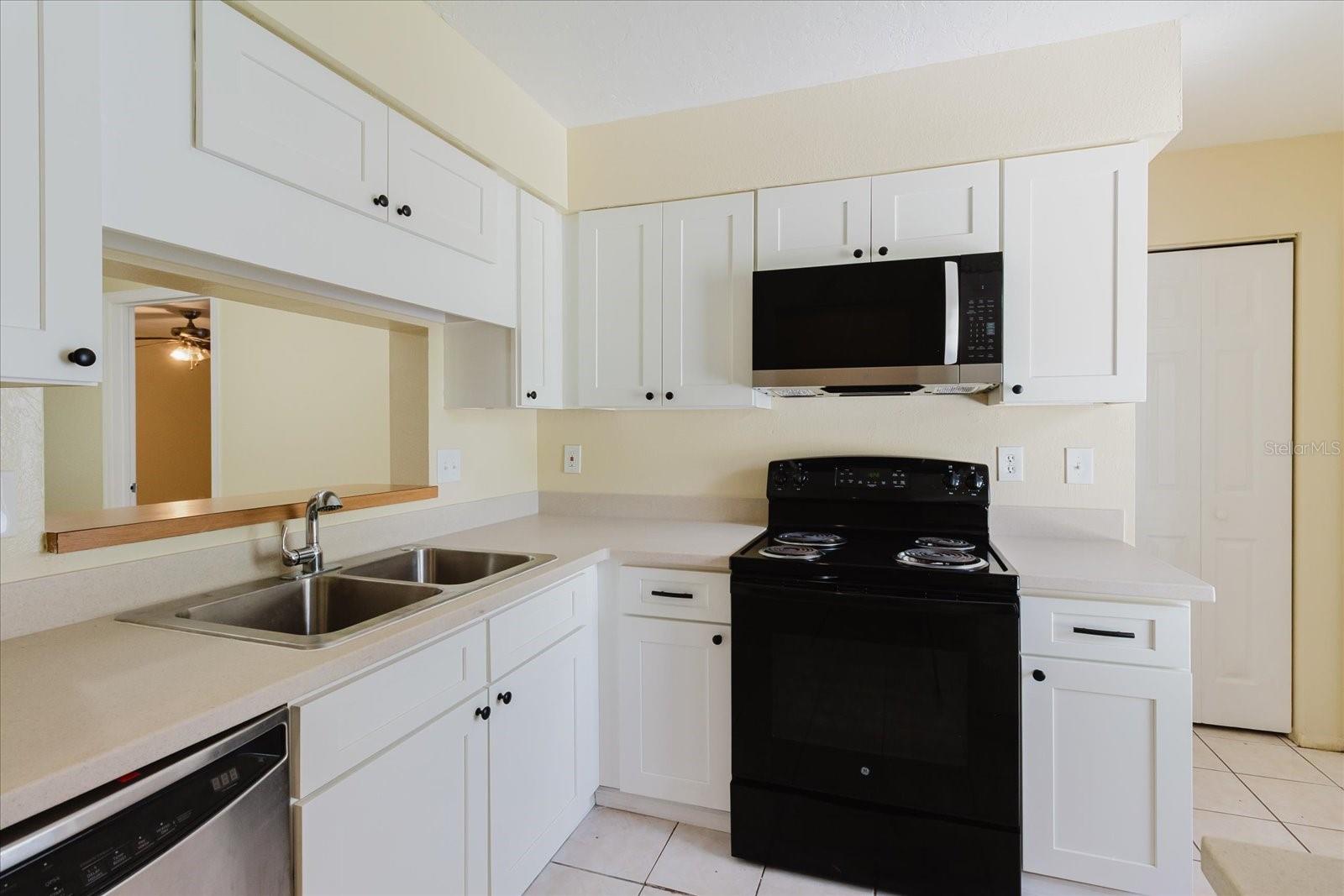 BAYOU OAKS - Residential