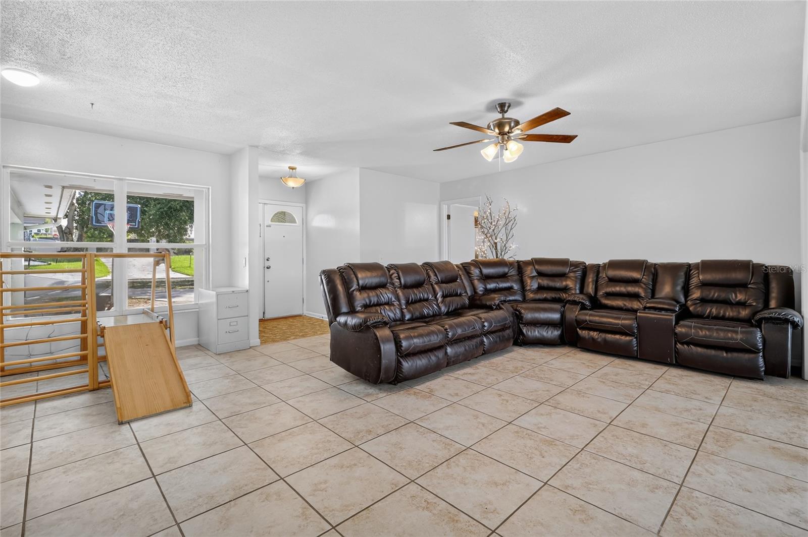 LAKE LINK ESTATES - Residential
