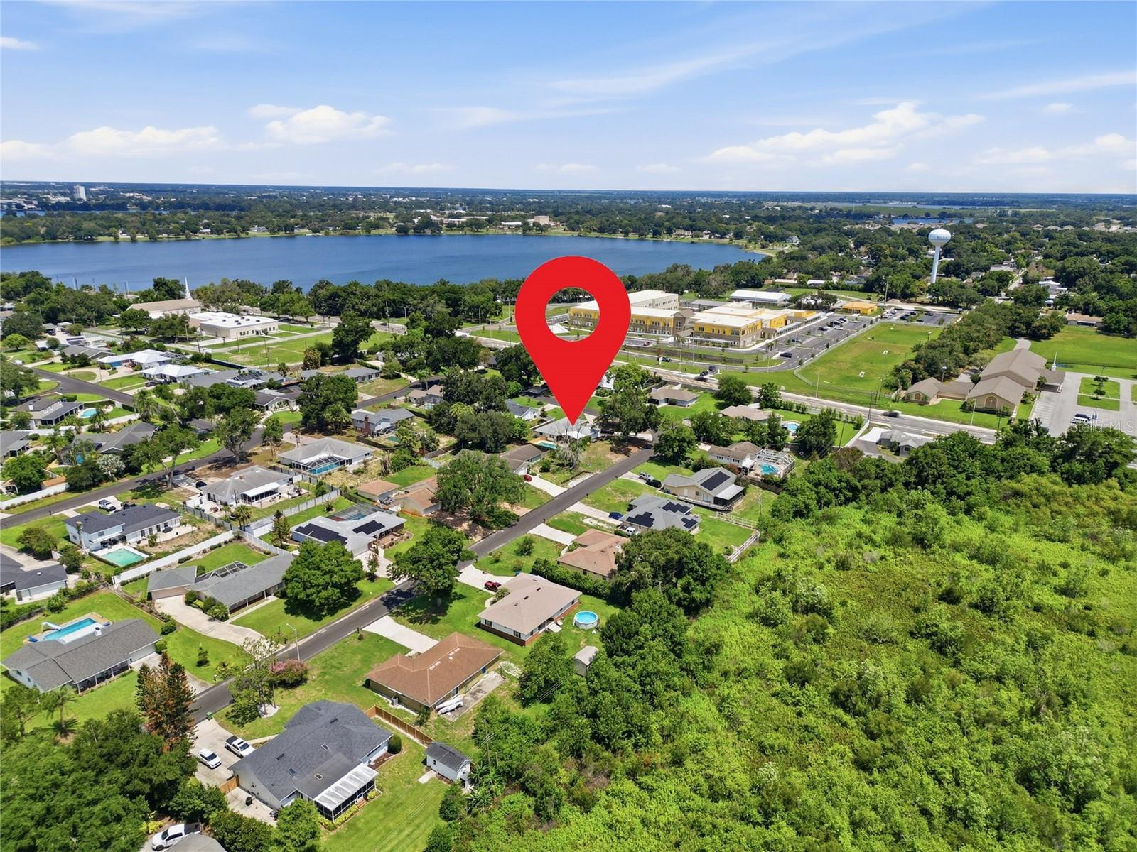 LAKE LINK ESTATES - Residential