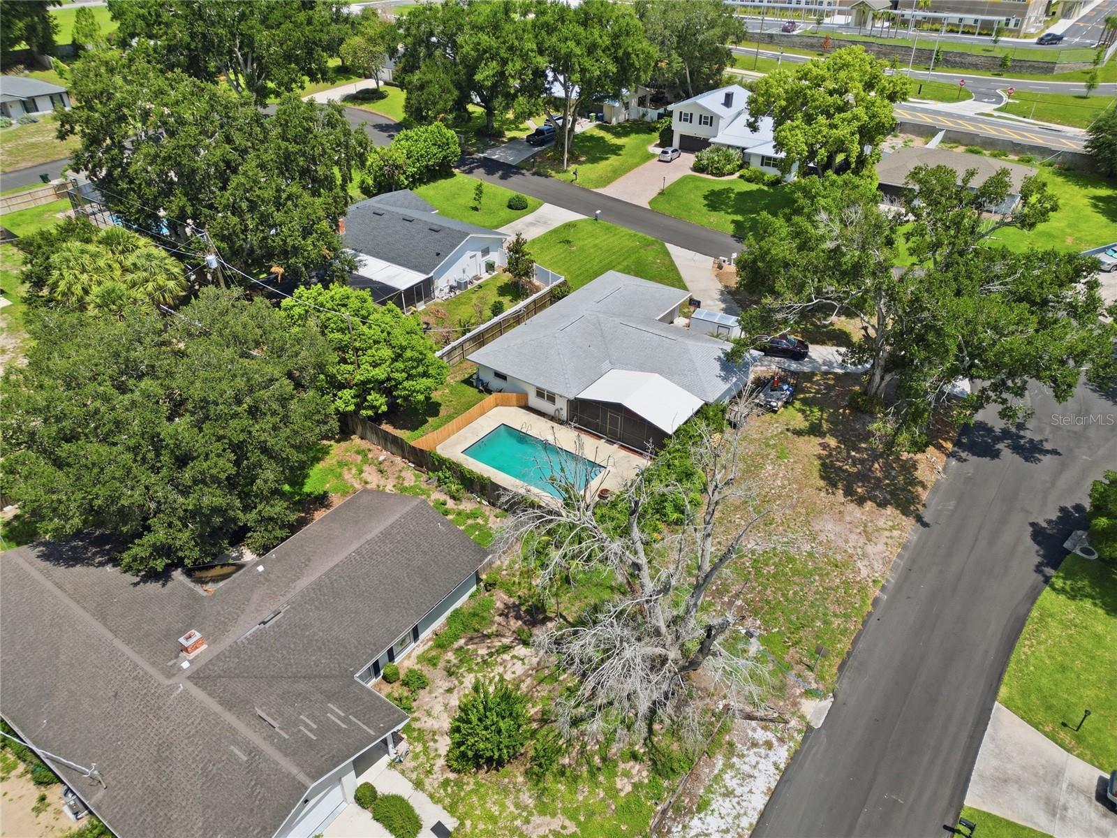 LAKE LINK ESTATES - Residential
