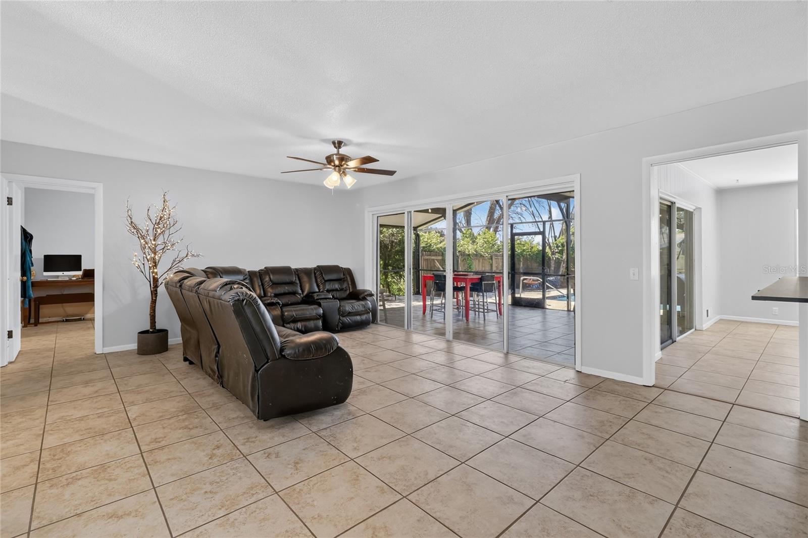 LAKE LINK ESTATES - Residential