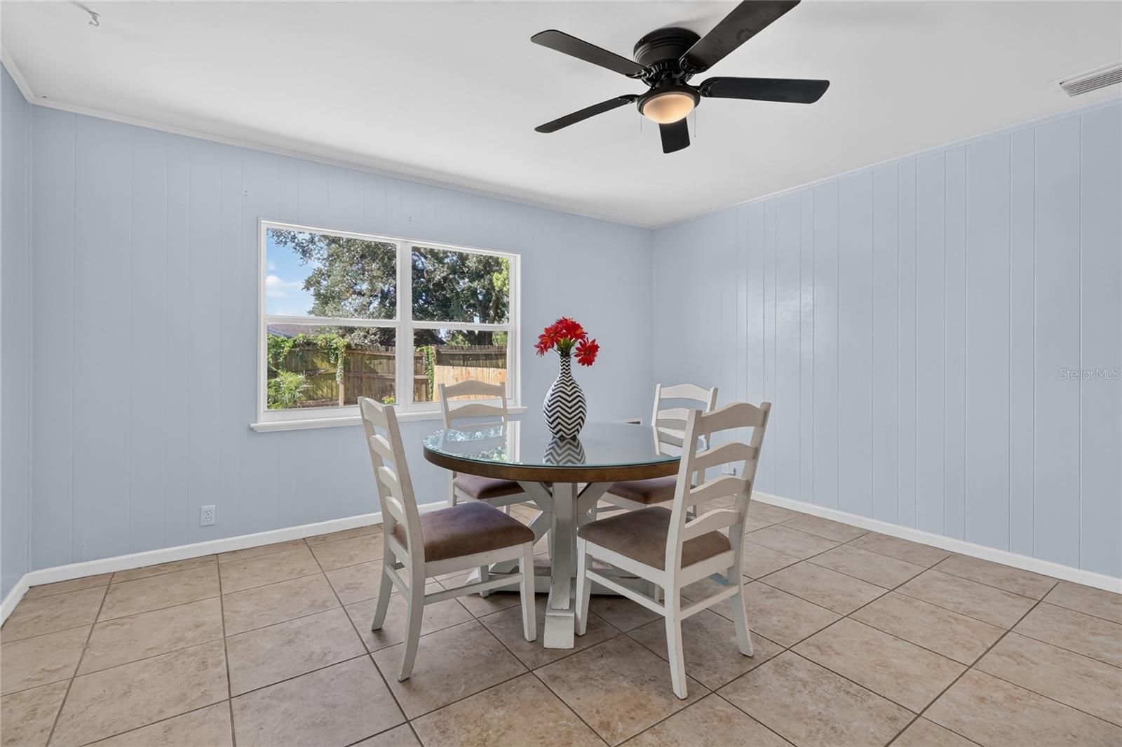 LAKE LINK ESTATES - Residential