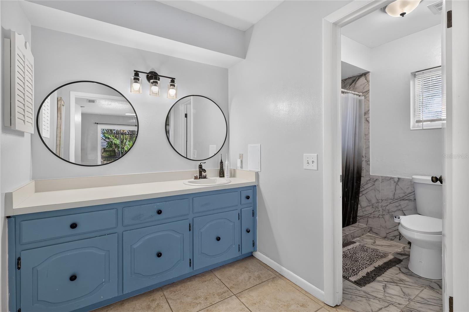 LAKE LINK ESTATES - Residential