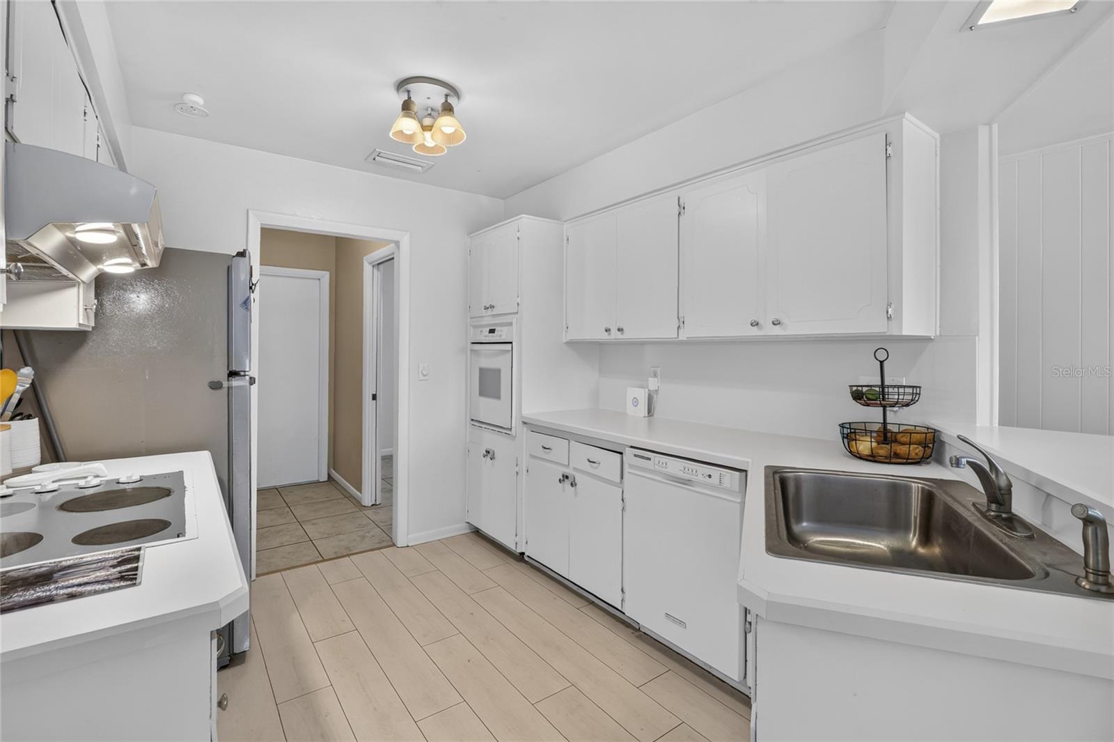 LAKE LINK ESTATES - Residential