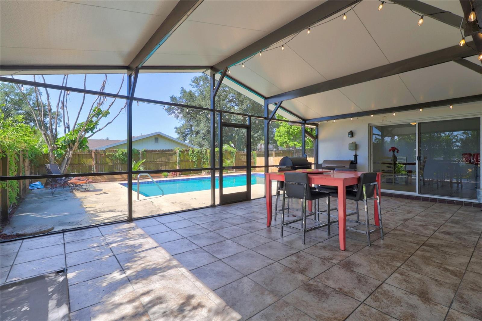 LAKE LINK ESTATES - Residential