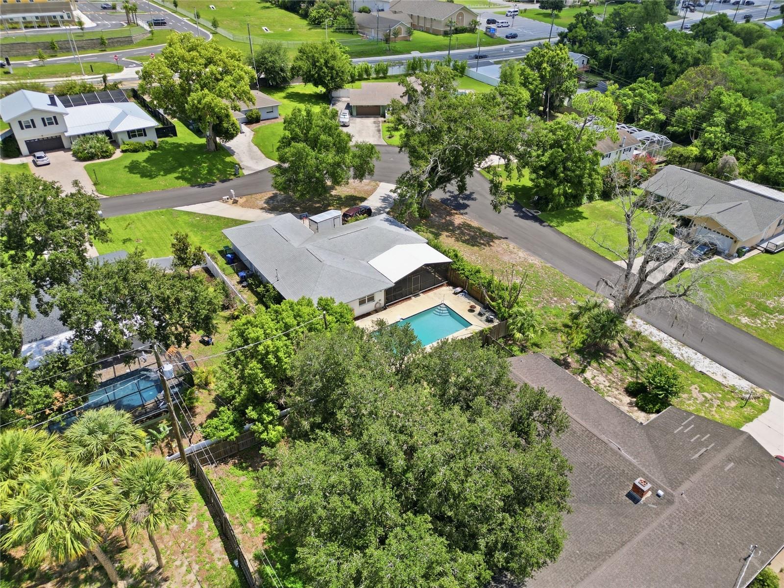 LAKE LINK ESTATES - Residential