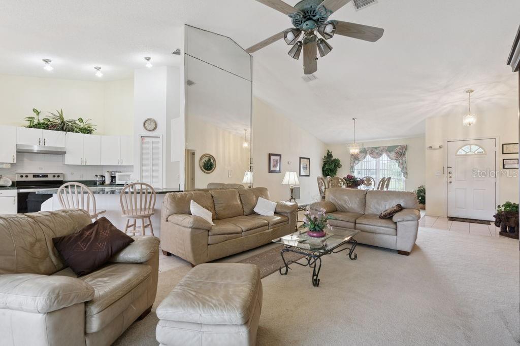 OAK ISLAND HARBOR AT FORMOSA GARDENS - Residential