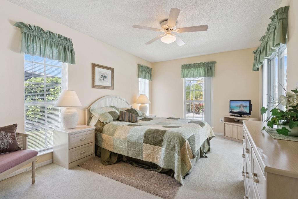 OAK ISLAND HARBOR AT FORMOSA GARDENS - Residential