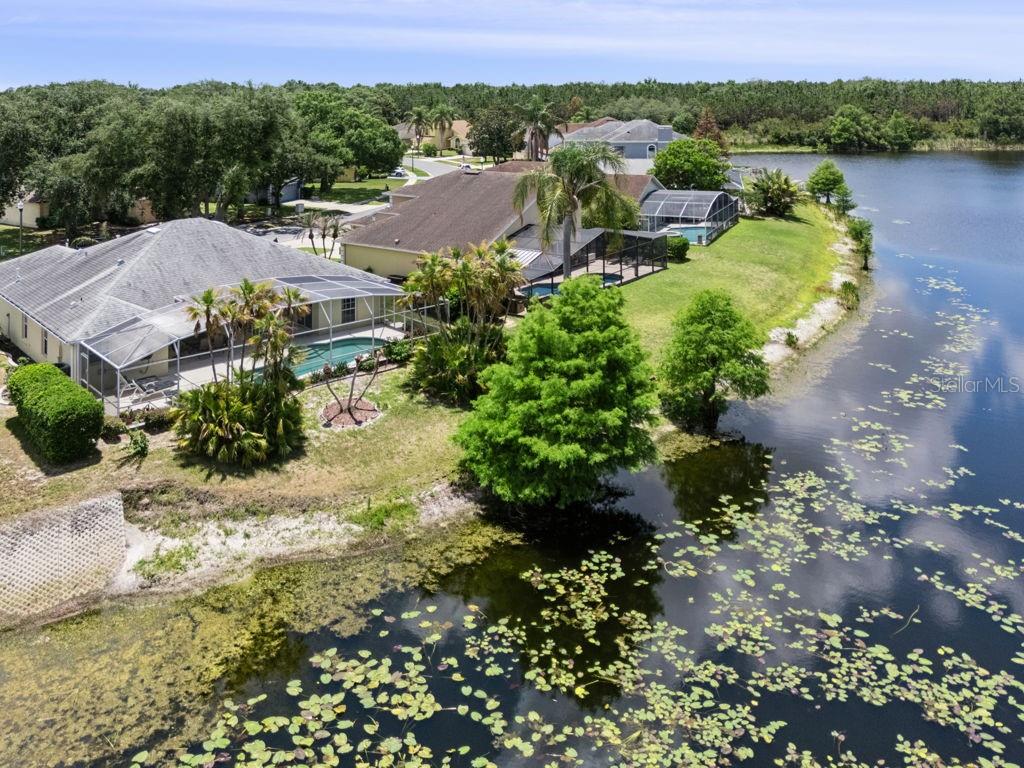 OAK ISLAND HARBOR AT FORMOSA GARDENS - Residential